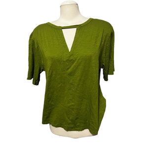 Velvet by Graham and Spencer NWT Cotton Cut Out Neck Relaxed Fit Short Sleeve Shirt Sz M Womens Green